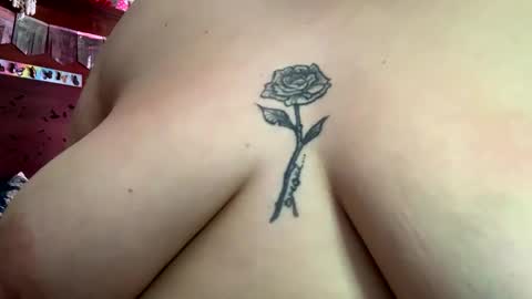 Snapshot of queeeendeepthrot chatting on 04-07-26, 04:07 Bigtitanalslut online show from 04-07-26, 04:07