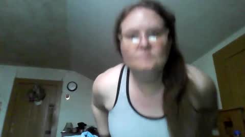 Queenjenny online show from 12-13-25, 09:09