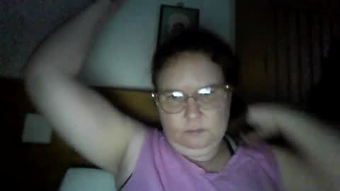 Queenjenny online show from 12-14-25, 12:43