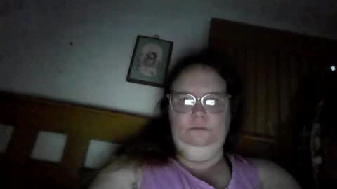 Queenjenny online show from 12-15-25, 12:42