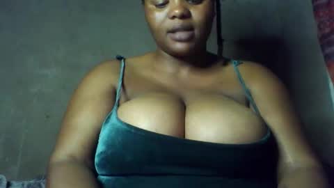 queen2302 online show from 04-07-26, 10:53