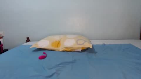 emmie online show from 12-31-24, 01:52