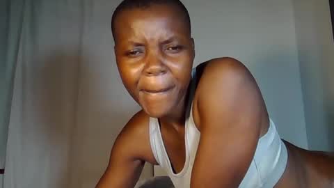 Snapshot of queen_abito chatting on 06-27-26, 11:26 queen_abito online show from 06-27-26, 11:26