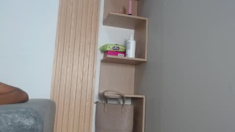 ANTONELLA online show from 04-11-26, 11:58