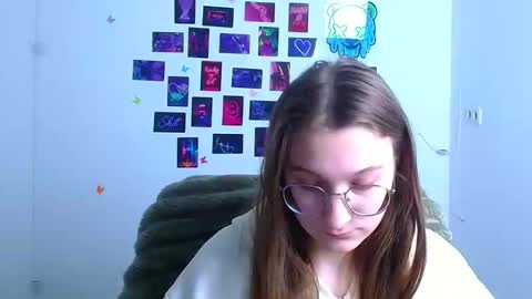 Snapshot of queen_amelie chatting on 02-18-26, 12:34 Amelie online show from 02-18-26, 12:34