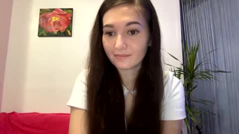 Snapshot of queen_chatur chatting on 01-15-25, 02:13 Viktoria online show from 01-15-25, 02:13