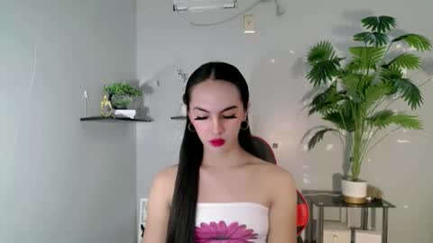 queen_danaya online show from 06-10-26, 11:35