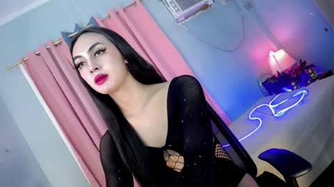 queen_danaya online show from 07-06-26, 06:21