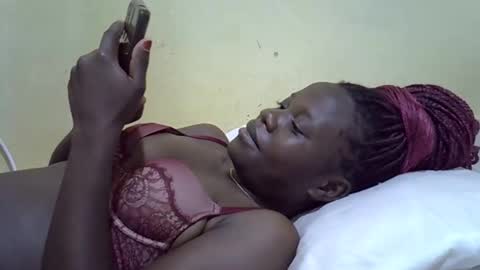 Snapshot of queen_darling3 chatting on 09-25-25, 09:51 Gentrix online show from 09-25-25, 09:51