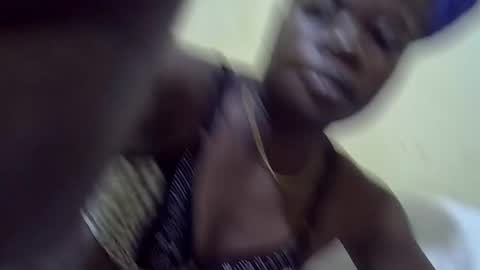 Snapshot of queen_darling3 chatting on 09-27-25, 03:44 Gentrix online show from 09-27-25, 03:44