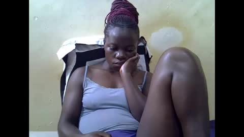 Snapshot of queen_darling3 chatting on 10-18-25, 08:04 Gentrix online show from 10-18-25, 08:04