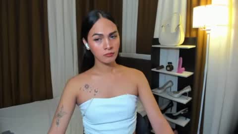 Queen Dyosa online show from 11-22-25, 06:07