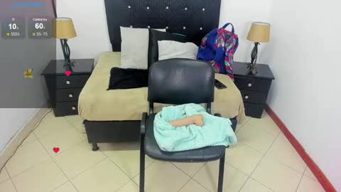 Snapshot of queen_ebony_69 chatting on 02-02-25, 10:24 Queen online show from 02-02-25, 10:24