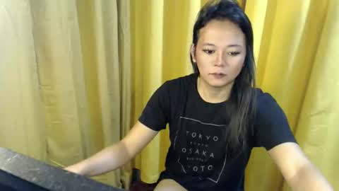 Snapshot of queen_ennah chatting on 06-09-26, 07:58 queen_ennah online show from 06-09-26, 07:58