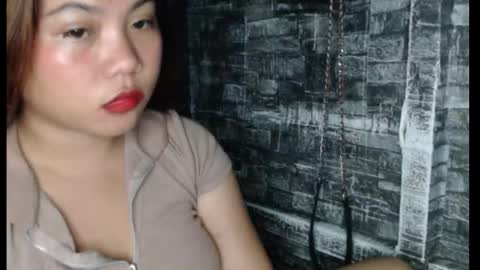 Snapshot of queen_fucker23 chatting on 01-09-26, 06:53 Angel online show from 01-09-26, 06:53