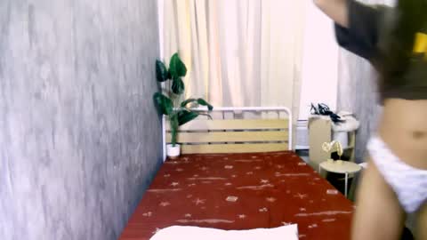 queen_gia online show from 04-20-26, 12:24