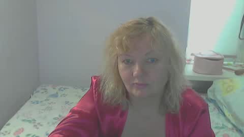 Snapshot of queen_jane8 chatting on 05-22-26, 11:49 queen_jane8 online show from 05-22-26, 11:49