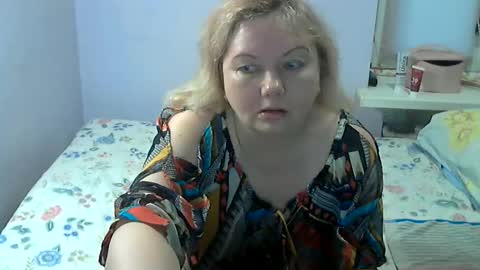 Snapshot of queen_jane8 chatting on 05-29-26, 10:35 queen_jane8 online show from 05-29-26, 10:35