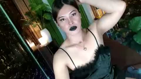 Kendal  online here from 6am-3pm philippine time online show from 10-20-25, 12:49