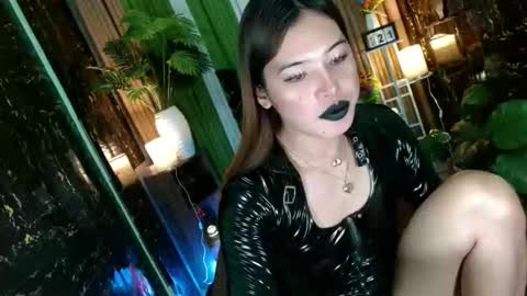 Kendal  online here from 6am-3pm philippine time online show from 10-21-25, 01:06