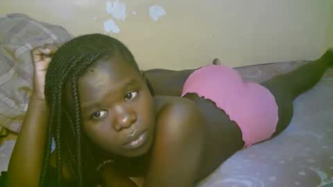 Snapshot of queen_latasha chatting on 05-10-26, 03:33 queen_latasha online show from 05-10-26, 03:33