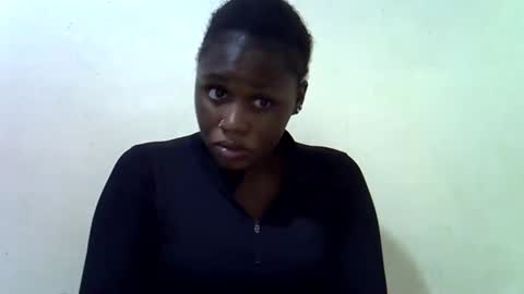Snapshot of queen_leilla chatting on 05-03-26, 02:56 queen_leilla online show from 05-03-26, 02:56