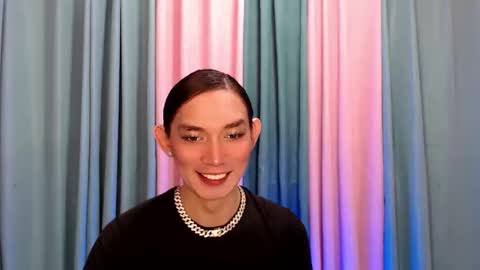 Queen Lucifer online show from 11-24-25, 09:09