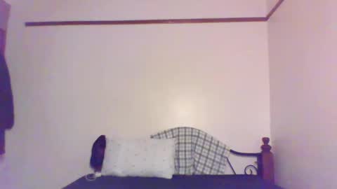 QUEEN online show from 01-10-25, 04:22