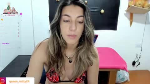 queen_natttyy online show from 12-25-24, 04:54