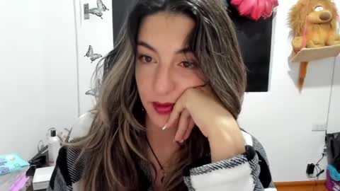 queen_natttyy online show from 02-21-25, 04:40