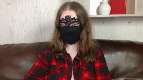 Nora online show from 05-22-26, 10:26