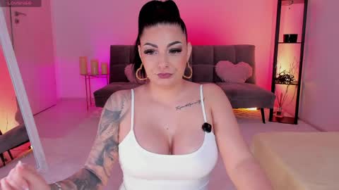 queen_of_deepthroat online show from 03-30-26, 04:35