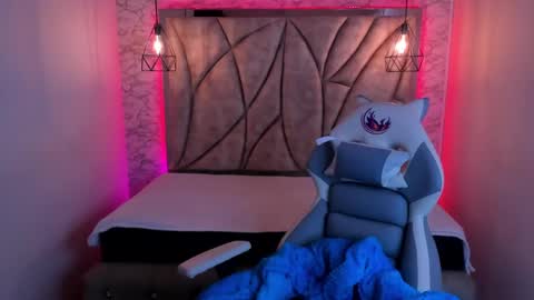   online show from 02-19-25, 12:00