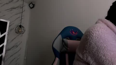   online show from 11-01-25, 11:45