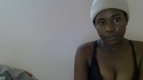 queen_sly online show from 10-17-25, 09:23