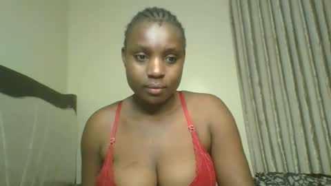 Snapshot of queen_wow2 chatting on 05-22-26, 03:13 queen online show from 05-22-26, 03:13