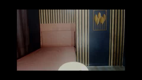 queenemeraldts online show from 12-19-24, 02:34