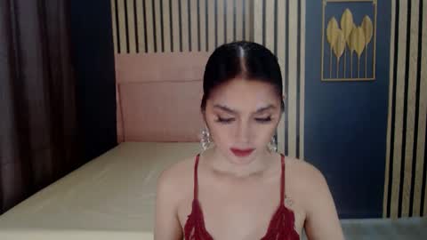 queenemeraldts online show from 01-10-25, 05:05