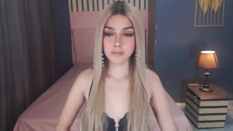 queenemeraldts online show from 02-28-25, 01:47