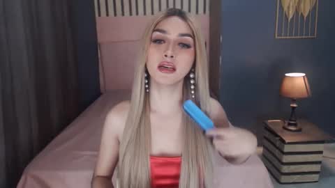 queenemeraldts online show from 02-28-25, 04:54