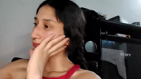 QUEENJEENN online show from 11-05-25, 05:18