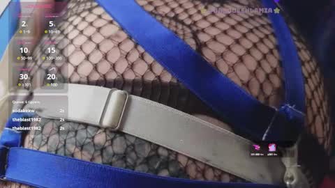 Snapshot of queenlamia chatting on 01-18-25, 12:26 Taurus online show from 01-18-25, 12:26