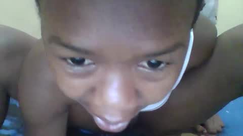 queenleona61 online show from 03-19-26, 05:44