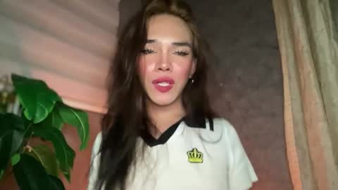 Snapshot of queenn_xxx chatting on 10-01-25, 05:30 QUEEN online show from 10-01-25, 05:30