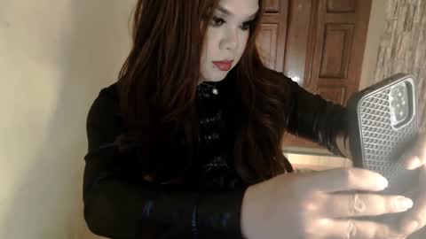 Snapshot of queenofdominant chatting on 01-09-25, 05:13 kesh online show from 01-09-25, 05:13