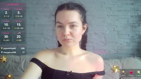 QueenOfModels online show from 04-11-26, 07:45