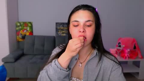 Patricia online show from 11-05-25, 03:56