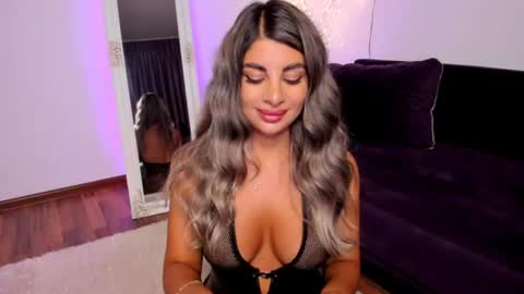 Queennofyuredreams online show from 08-08-26, 10:34