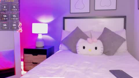 Queen Rose online show from 03-09-26, 12:53