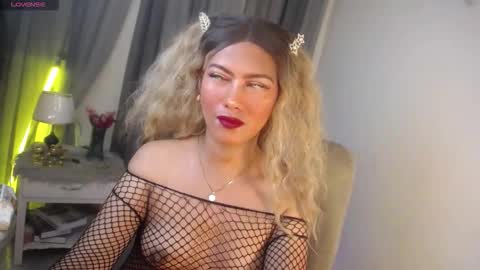 Sabrina online show from 11-12-25, 05:24